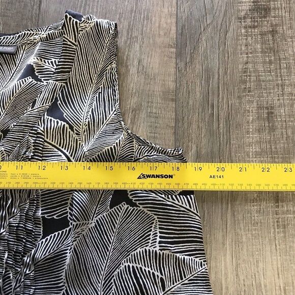 A Pea in the Pod Womens Maternity Black & White Sleeveless Tank Top Size Small - Picture 7 of 14